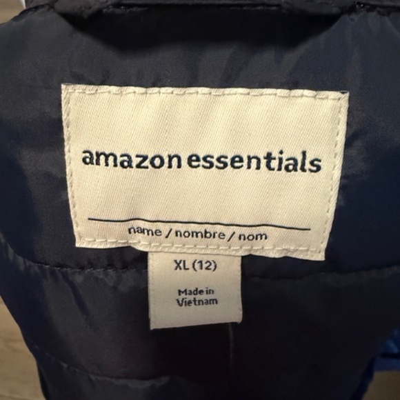 Amazon Essentials. youth puffer vest size XL - Picture 2 of 2